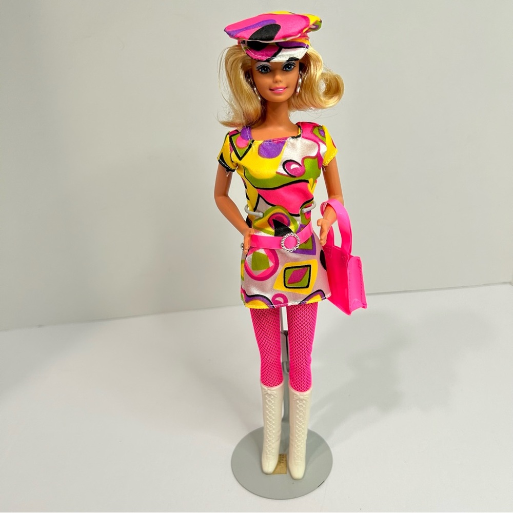 1997 Sixties Fun Barbie Doll Special Edition